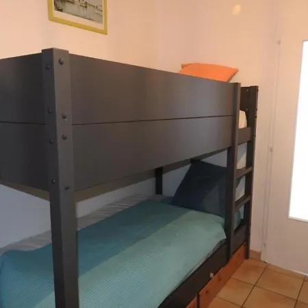 Apartment Agreable - Proche Mer - Jardinet